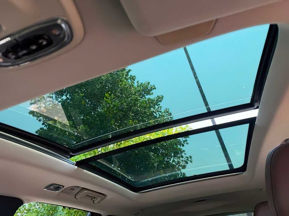 Volvo XC90      2019
