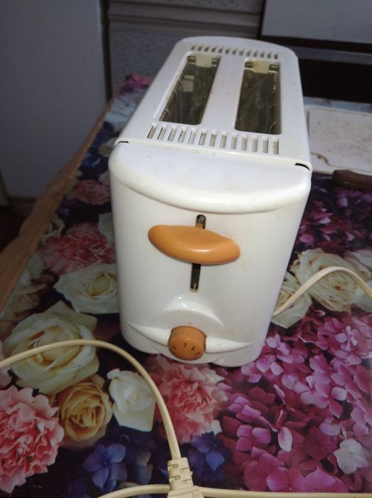 Тостер неисправный