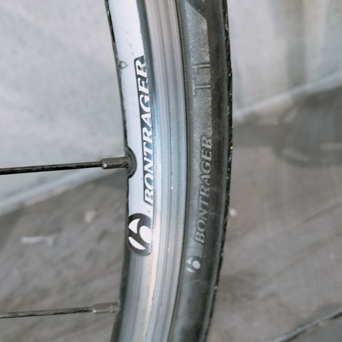 Bicicleta estrada Trek One Series