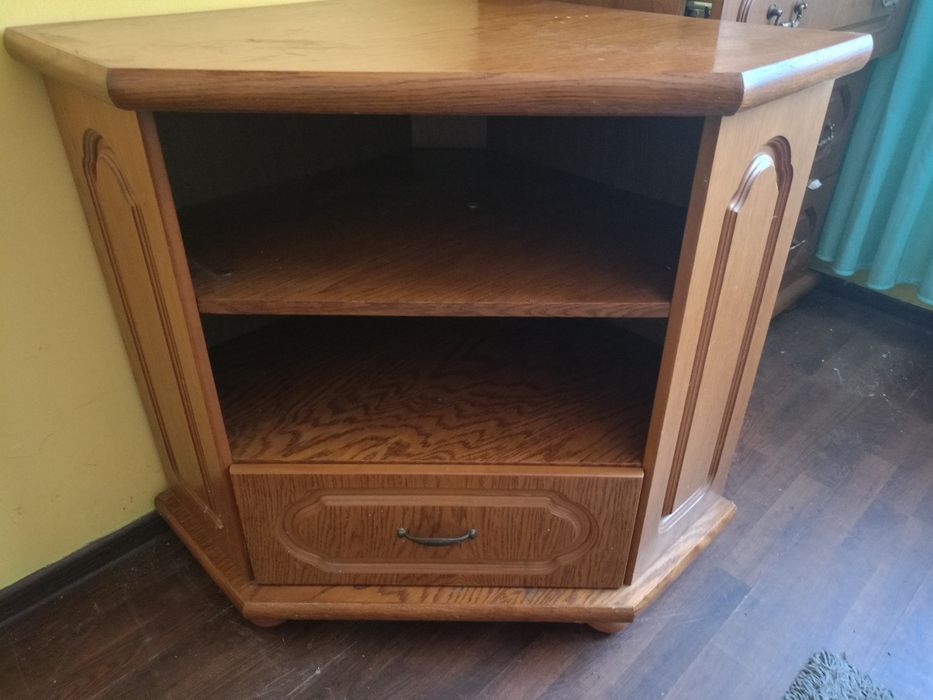 Sprzedam komodę i rtv