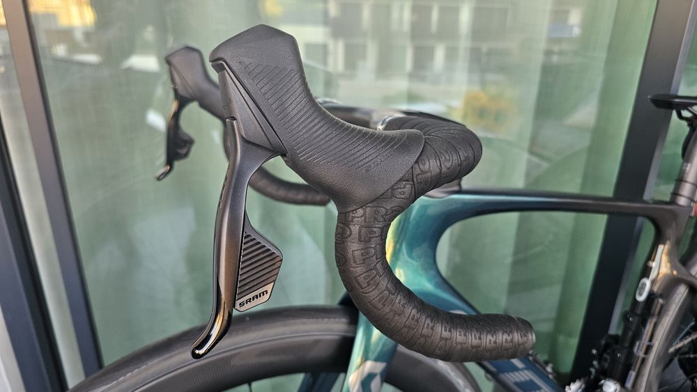 Scott Foil RC 20 (2023) – Como Nova (~200km) – Tam. XS (49) – SRAM Rival eTap AXS