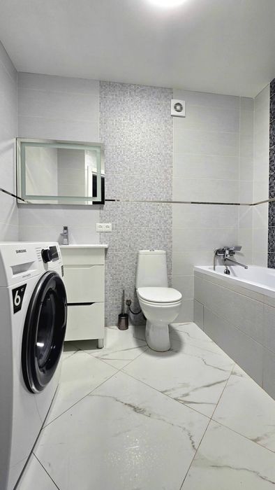 Продаж 2 к квартира з ремонтом в новобудові