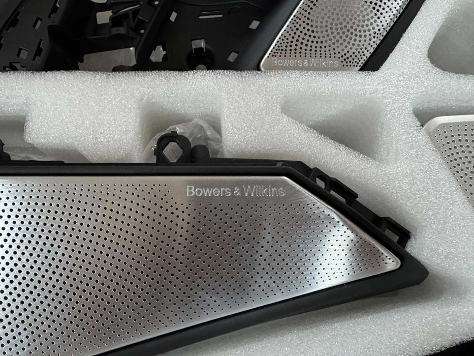 бавер вілкінс BMW X5 G05 сетки с подсветкой Х5 Bowers Wilkins музыка