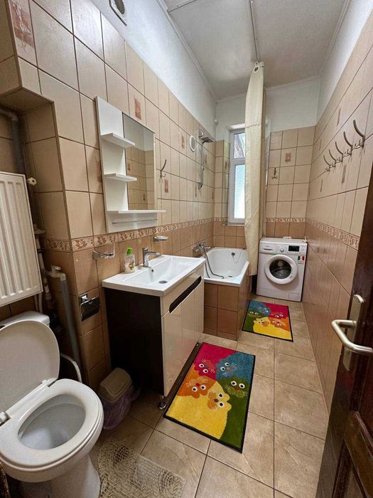 2 кімнатна квартира на Театральній Площі в центрі Ужгорода