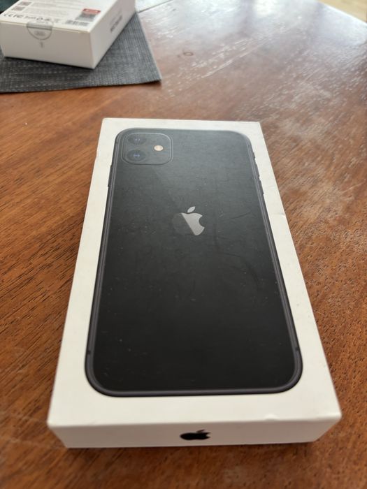 Прдам iPhone 11 64 Gb