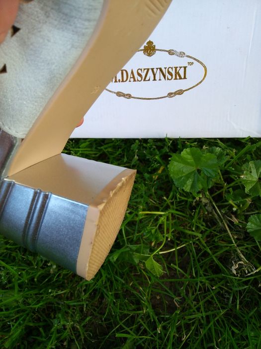 Sandały/pantofle letnie na obcasie Daszyński rozmiar 39