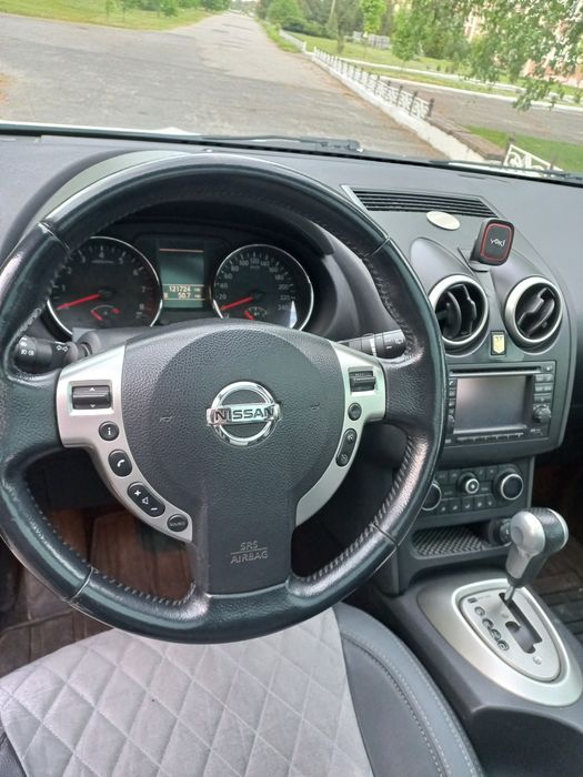 Nissan Qashqai +2  АКПП  2.0 бензин/газ