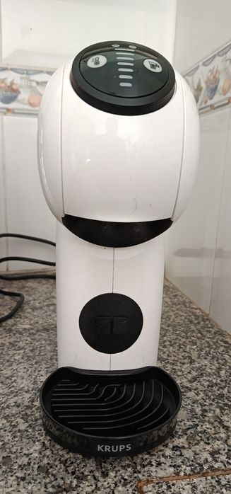 Máquina de café Doce Gusto