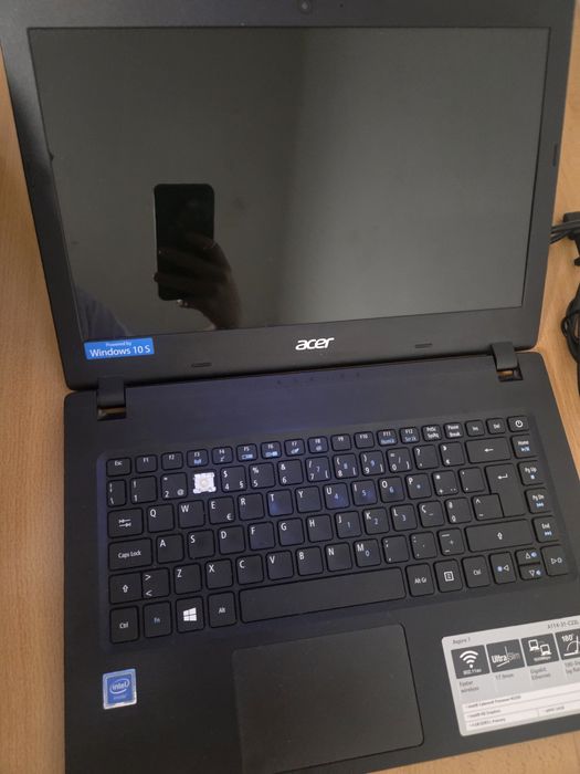 PC Acer Aspire 1