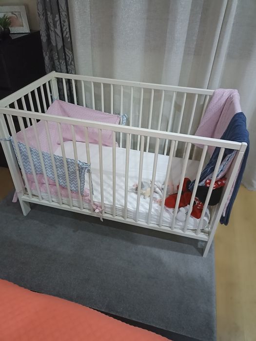 Berço para criança IKEA