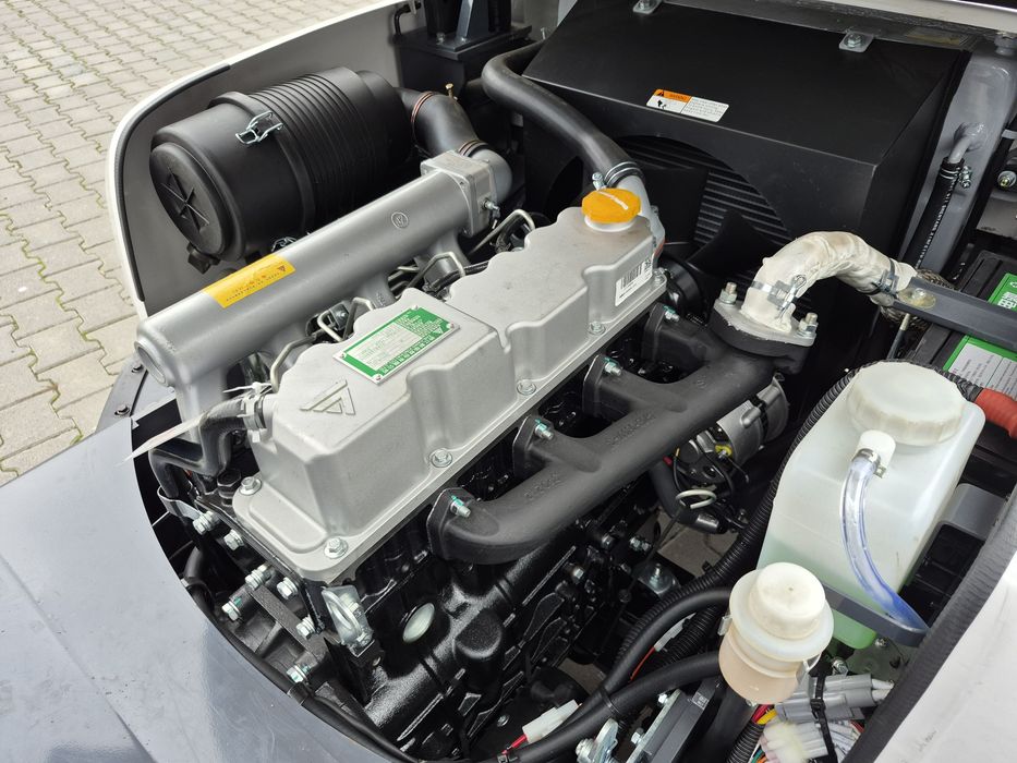 Новий вилковий навантажувач, погрузчик TEU