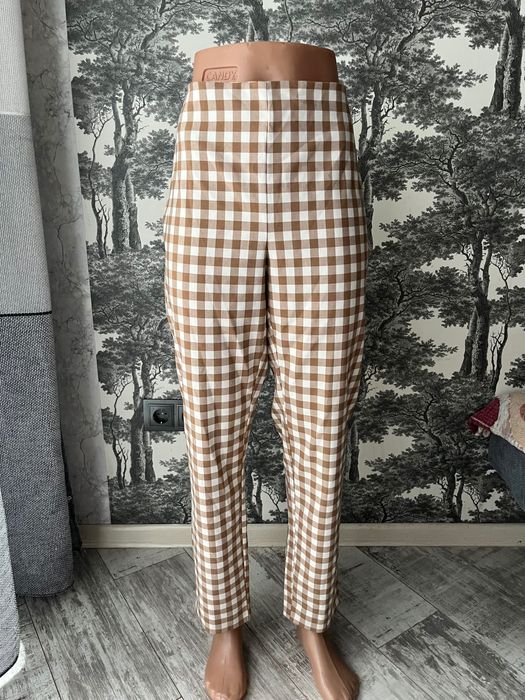 Жіночі брюки Zara