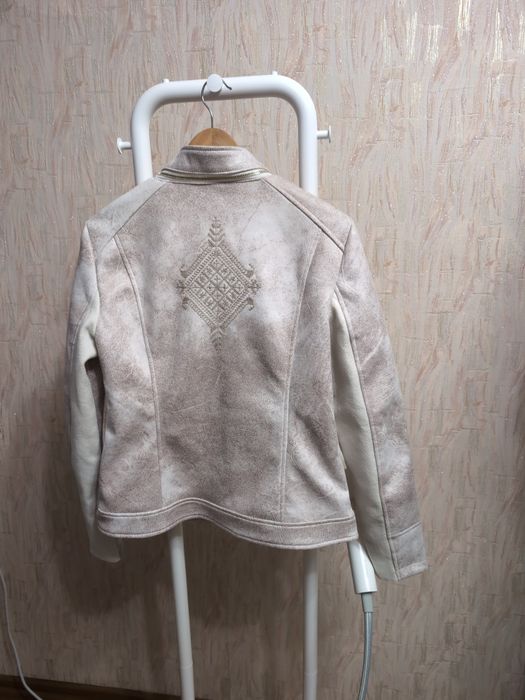 Куртка desigual 42р М як нова