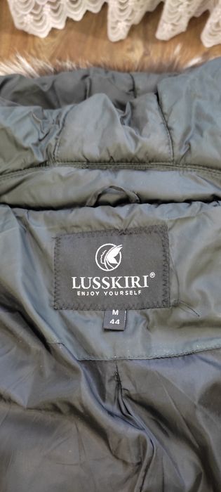 Пуховик женский зимний.