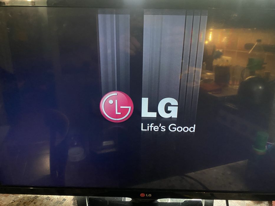 Телевизор LG 32LN540V