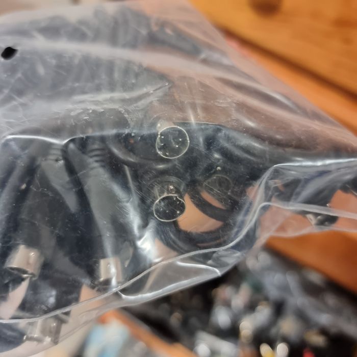 Diversos cabos audio video rede