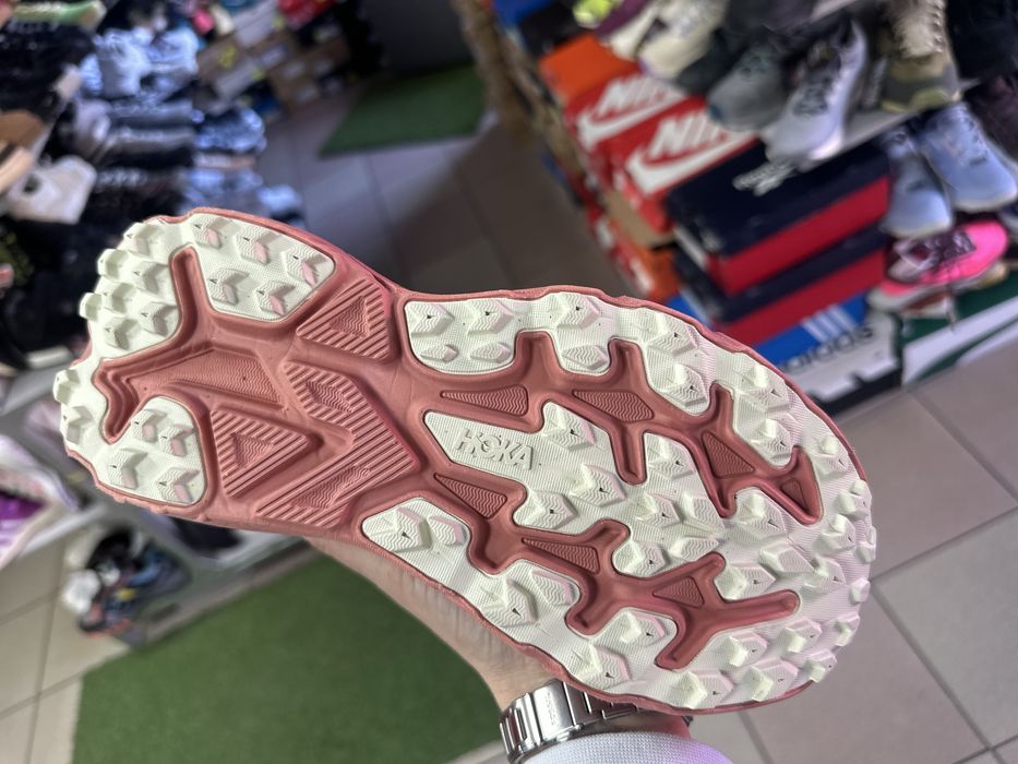 Кросівки Hoka Challenger 8 ( РОЗМІР 38 )