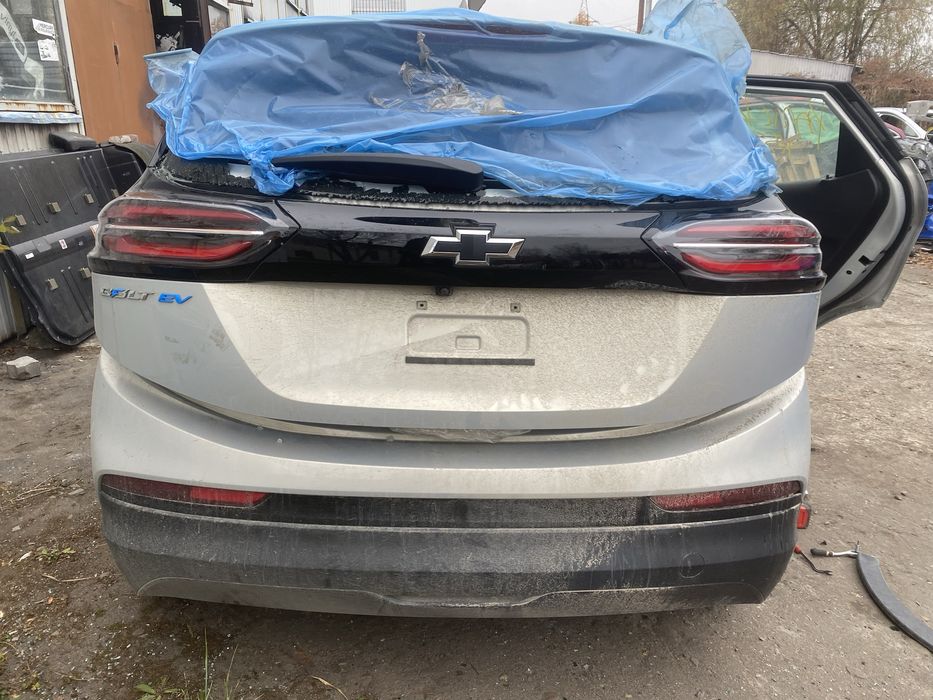 Кришка багажника ляда Chevrolet Bolt EV 1LT 2LT premier 21-23 багажник