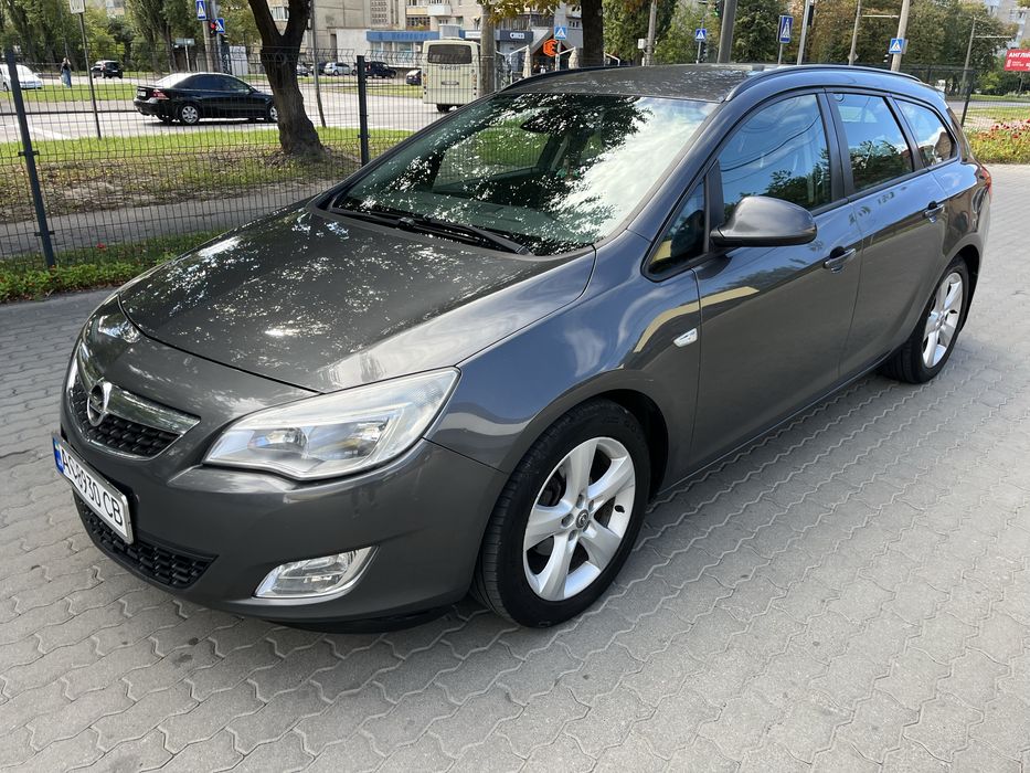 Opel Astra  J  1.3 cdi Опель Астра 1.3 дизель