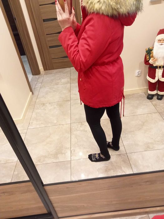 Sprzedam kurtkę zimową czerwoną