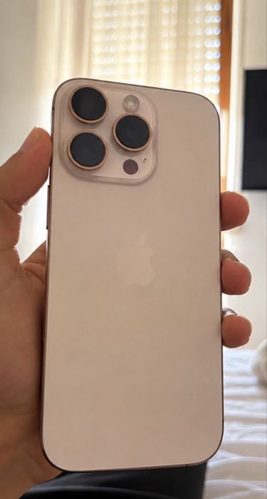 I phone 16. Pro 256