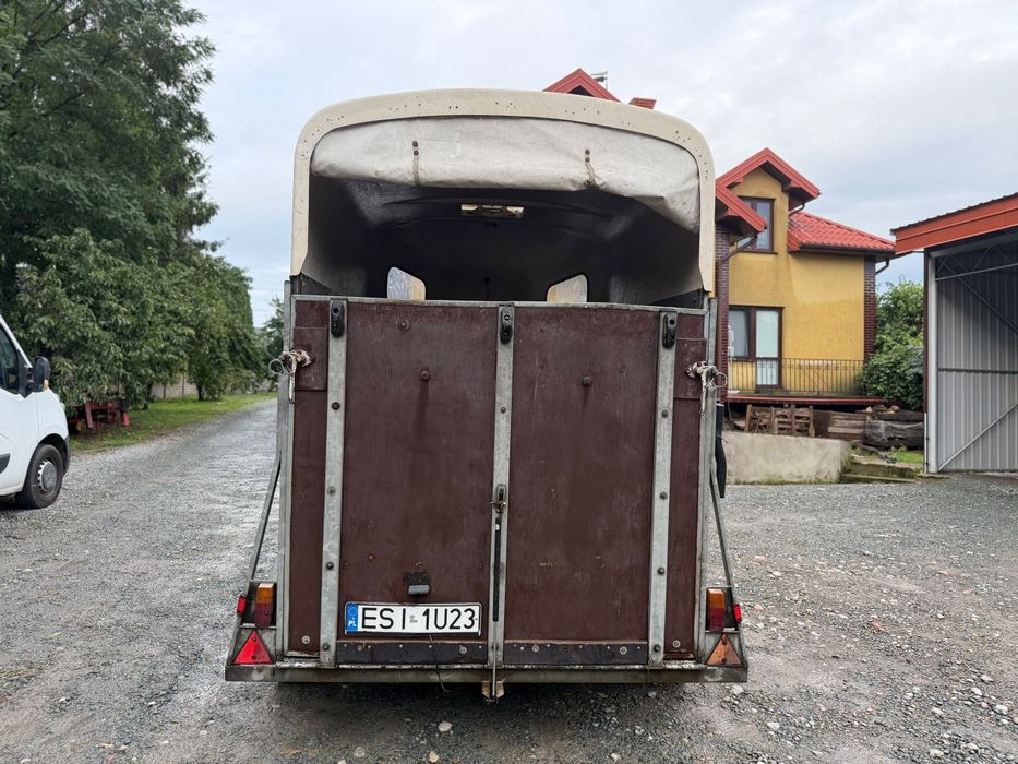 Przyczepa do przewozu 2 koni WACO PT 18001