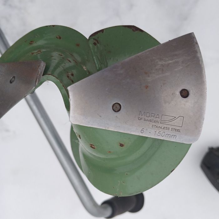 Ледобур для зимней рыбалки MORA