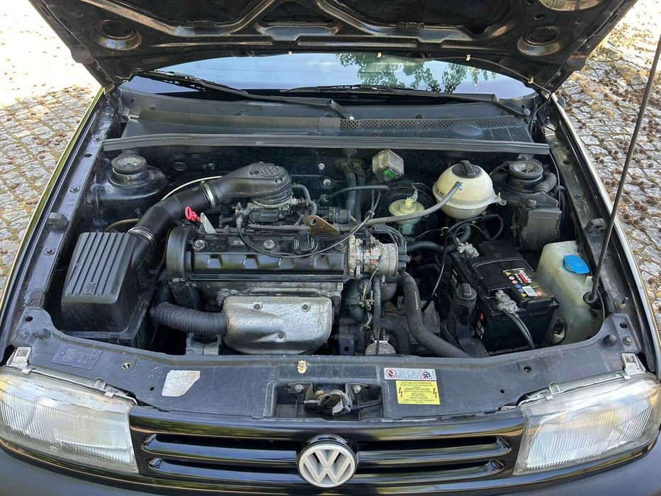 Volkswagen Vento 1.6i GL * 70 mil kms