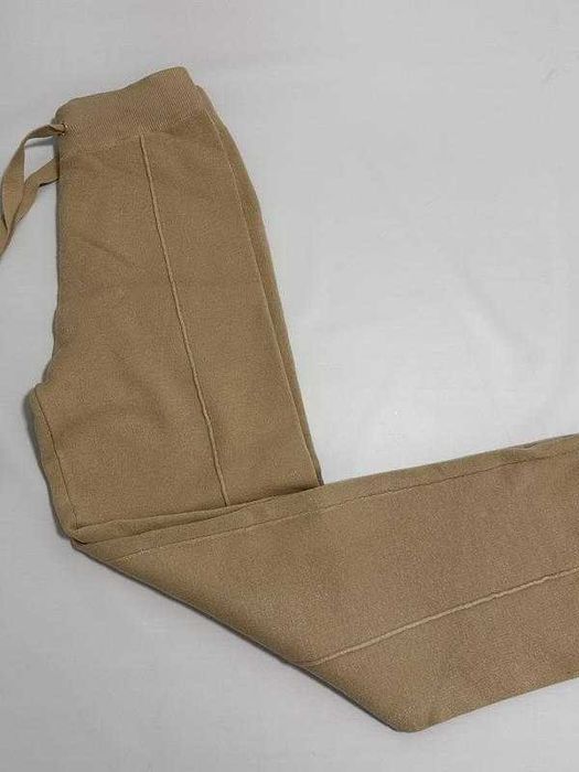 Прогулянковий трикотажний костюм