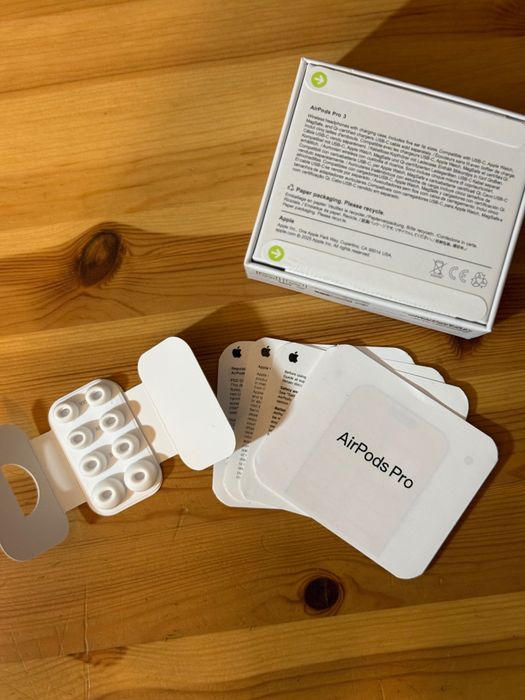 Навушники AirPods Pro 3