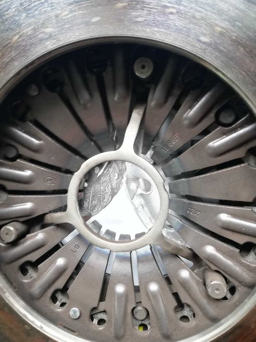 BMW 3 E90 E91 E92 2.0 D SPRZĘGŁO Docisk Tarcza  Komplet Fir.LUK