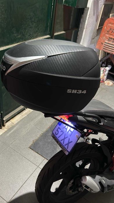Mota Benelli modelo BN125 c/mala e GPS