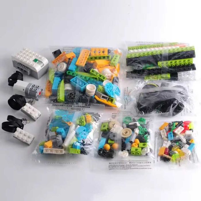 Конструктор LEGO Education WeDo 2.0 280PCS