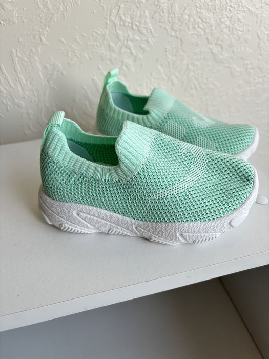 Легкі кросівки на дитину сіточка 26 р (16,8 см)