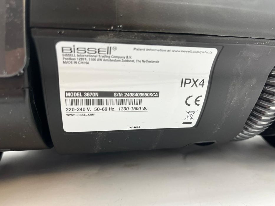 Bissell Revolution HydroSteam odkurzacz piorący do dywanów i tapicerek