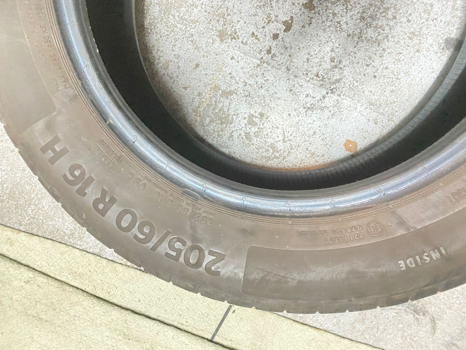 Pneus 205/60 R16 H