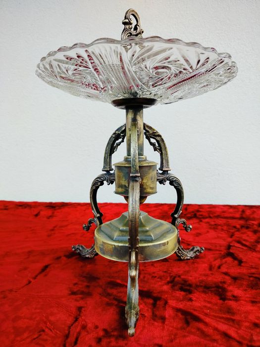 Stylowa mosiężna patera owocarka