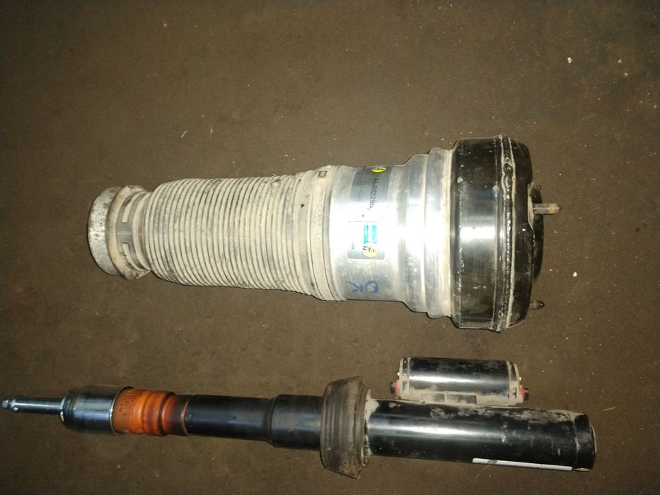 Mercedes w 220 подушка передня. Пневмо балон, пневмо стійка 221, 222