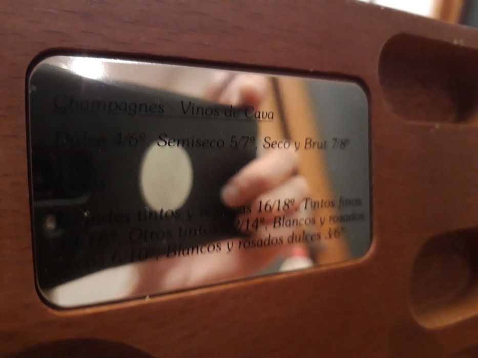 Caixa com instrumentos para vinho TERMOVINO