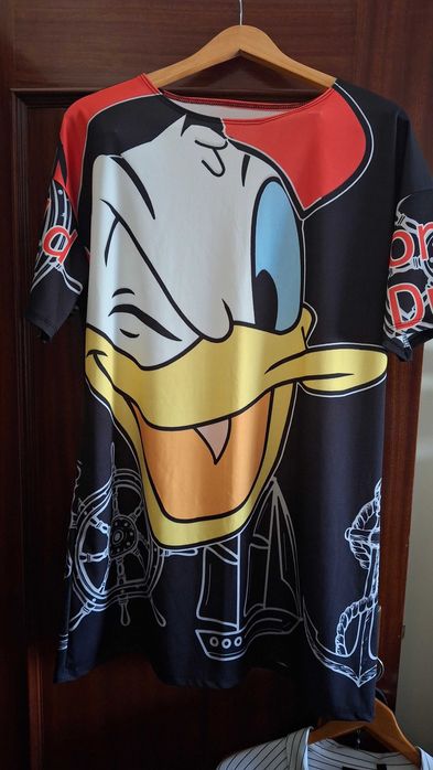 Blusas e tunicas femininas diversos tamanhos e cores, a 5€ cada+portes