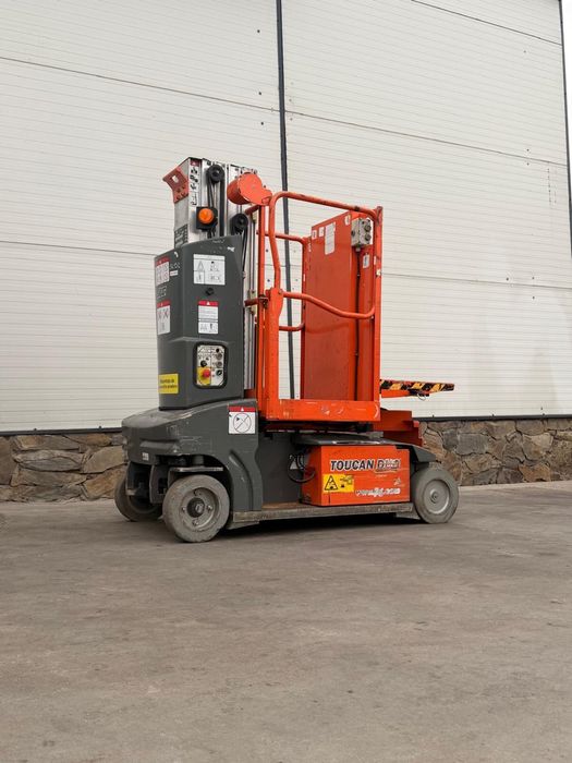 JLG TOUCAN DUO  podnosnik masztowy 2011r