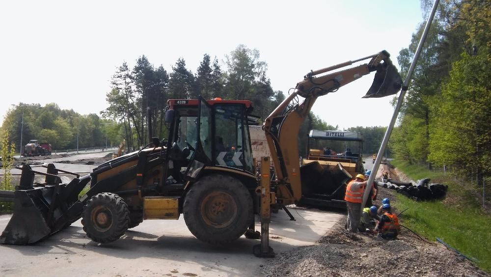 Usługi koparko ładowarką wynajem, wyburzenia, wykopy, fundamenty, usuwanie pni/krzewy, rozładunek, przyłącza, korytowanie, parkingi, prace ziemne