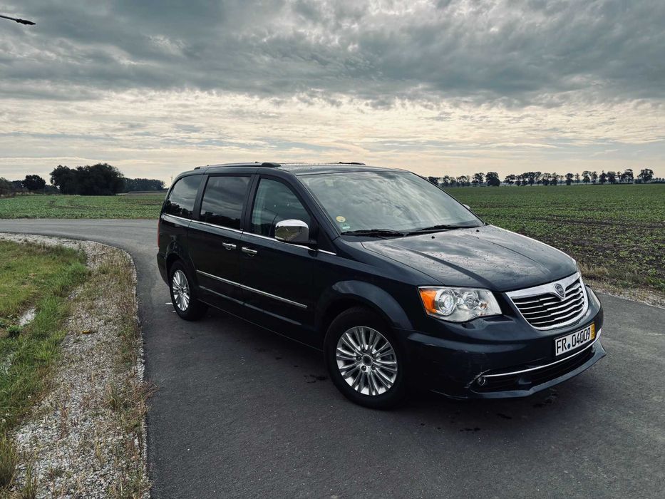 Lancia Voyager
