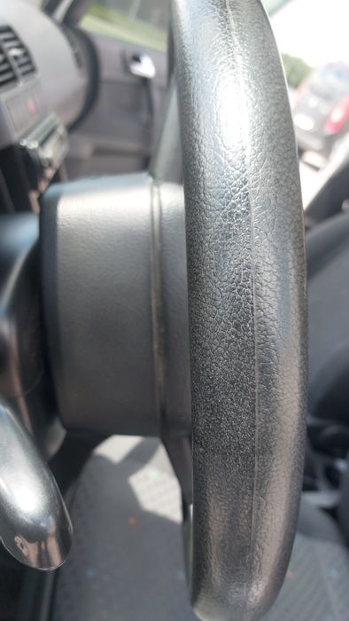 Volkswagen Polo АВТОМАТ ГАЗ 4...
