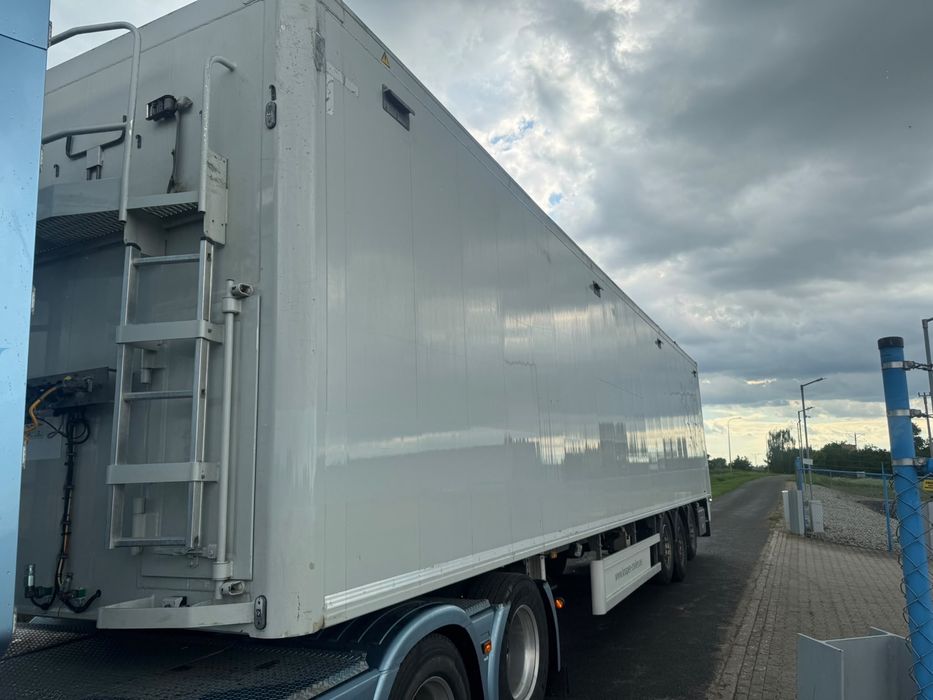 Naczepa Knappen K100 92m3 z ruchoma podloga