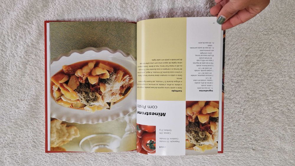 Livro "Cozinha Vegetariana"