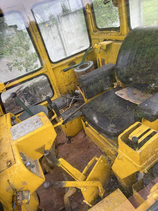 Бульдозер CAT D6C 1986