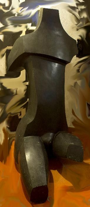 Arte - Dorita de Castel-Branco - Menina Deitada - Escultura em bronze