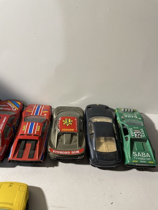 Miniaturas Burago escala 1:43