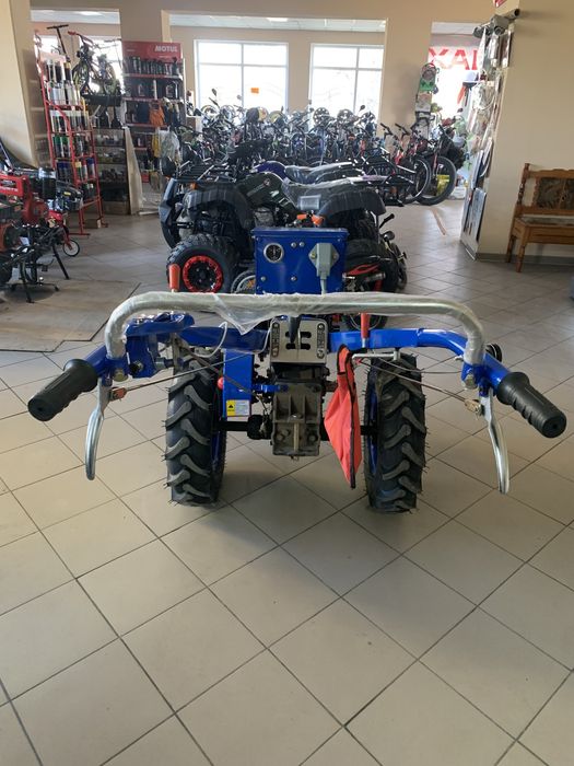 Мотоблок Зубр 8к,с. З стартером.